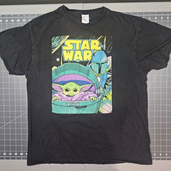 Star Wars Tshirt Large Mandalorian Baby Yoda Boba Fett Grogu Jedi - Picture 1 of 8